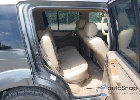 2006 Nissan Pathfinder Le z USA, uszkodzony, nr VIN 5N1AR18U16C649493